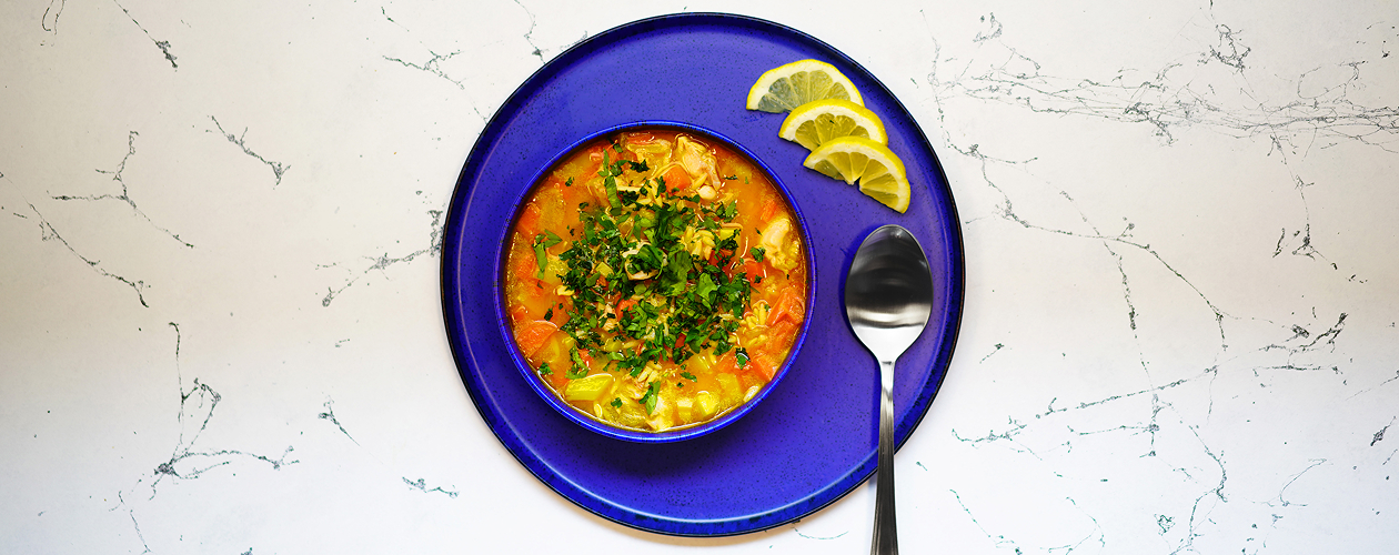 Согревающий куриный суп по-турецки в аэрогриле