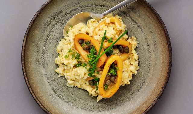 Ризотто с рисом и кальмарами